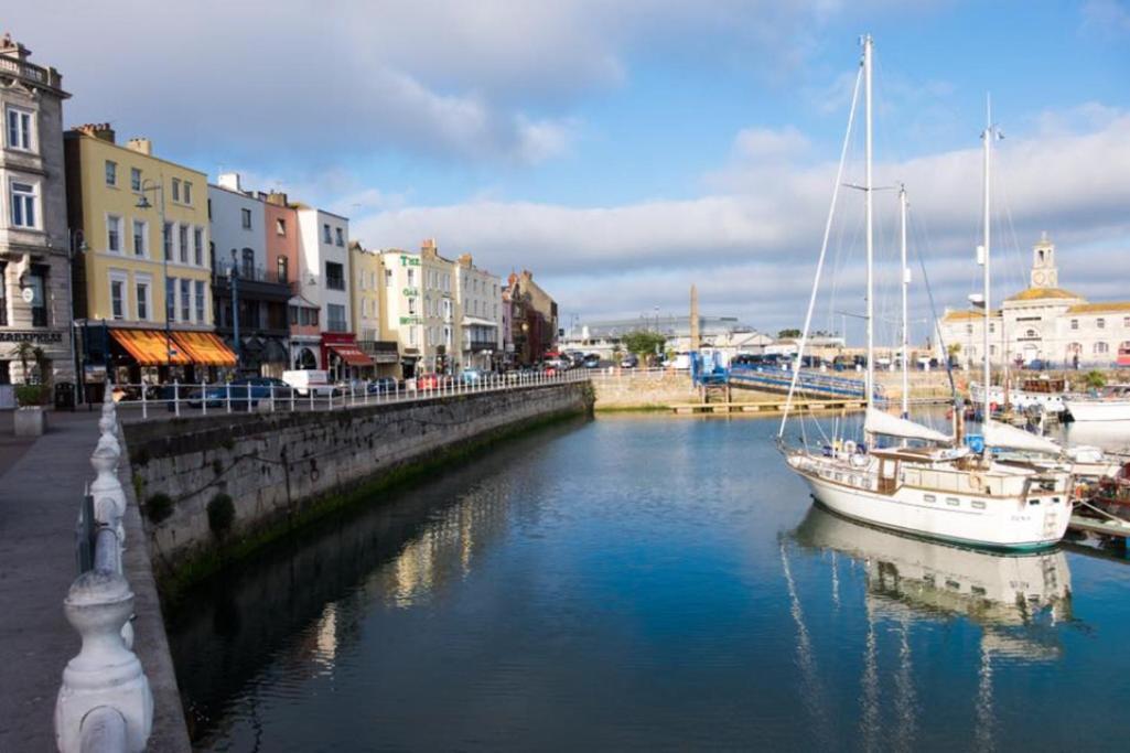 Vitamin Sea Beachfront Apartment Ramsgate - Sleeps 4 Exterior photo